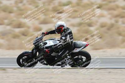 media/May-05-2025-Moto Forza (Mon) [[3c1838c5e5]]/2-B Group/Session 3 (Panning Test Turn 14 Inside)/